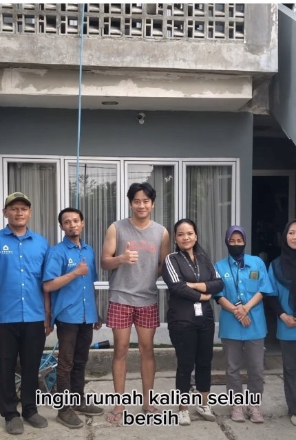 Customer testimonial 1 - Positive review from satisfied OKHOME cleaning service customer